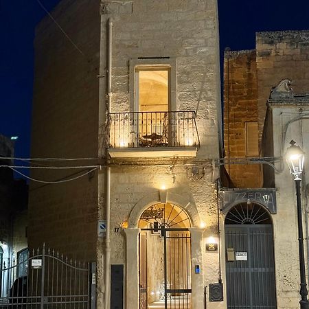 Palazzo Storico Riccardi Rollo Apartment Сан Чезарио ди Лече Екстериор снимка