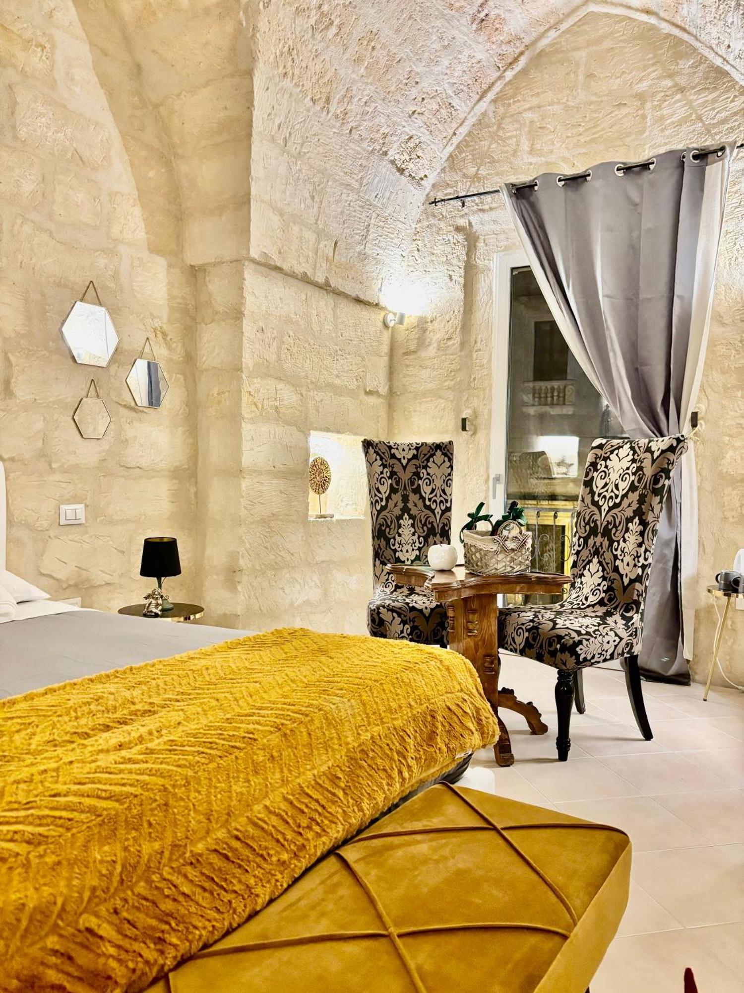 Palazzo Storico Riccardi Rollo Apartment Сан Чезарио ди Лече Екстериор снимка