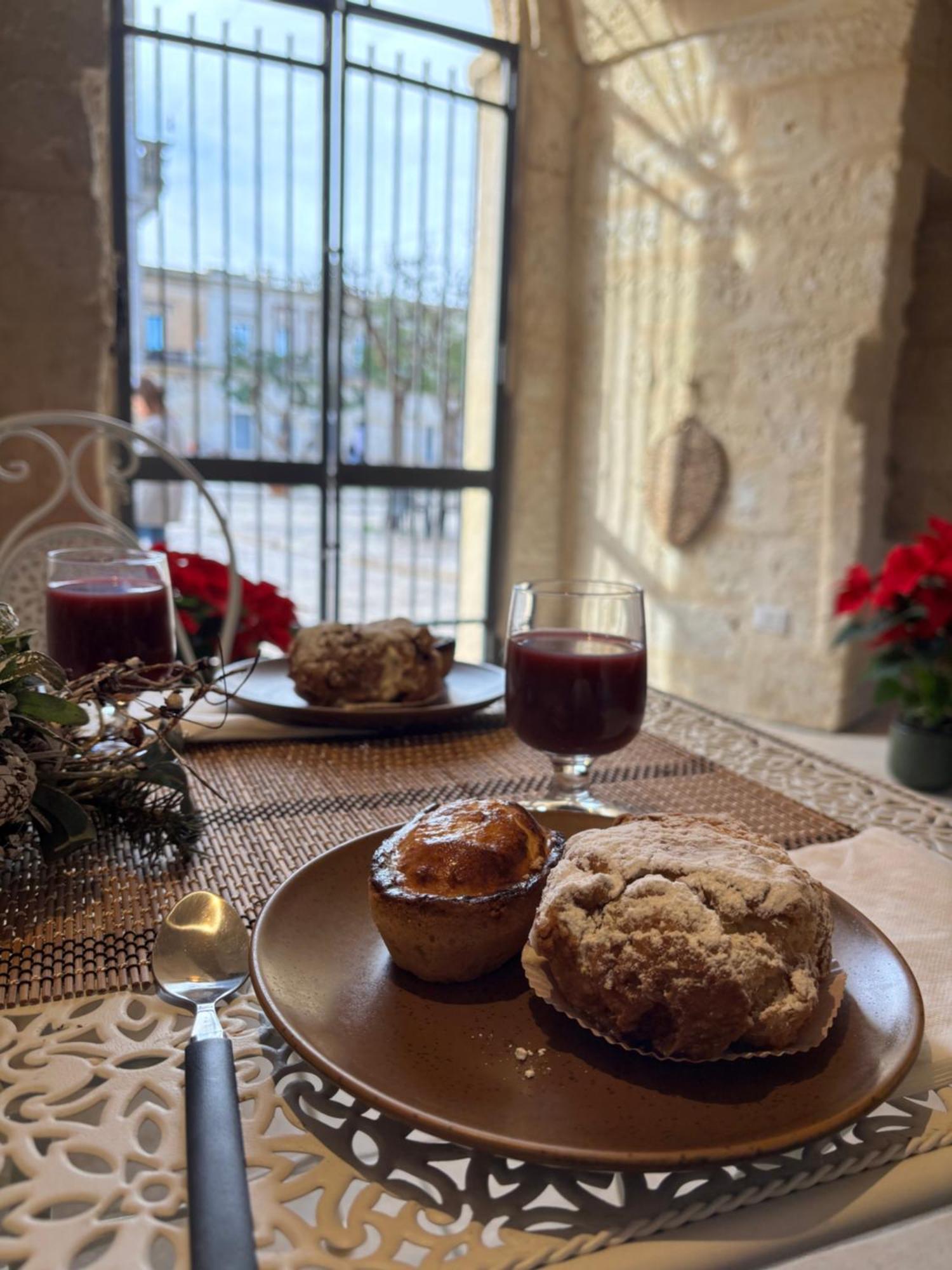 Palazzo Storico Riccardi Rollo Apartment Сан Чезарио ди Лече Екстериор снимка