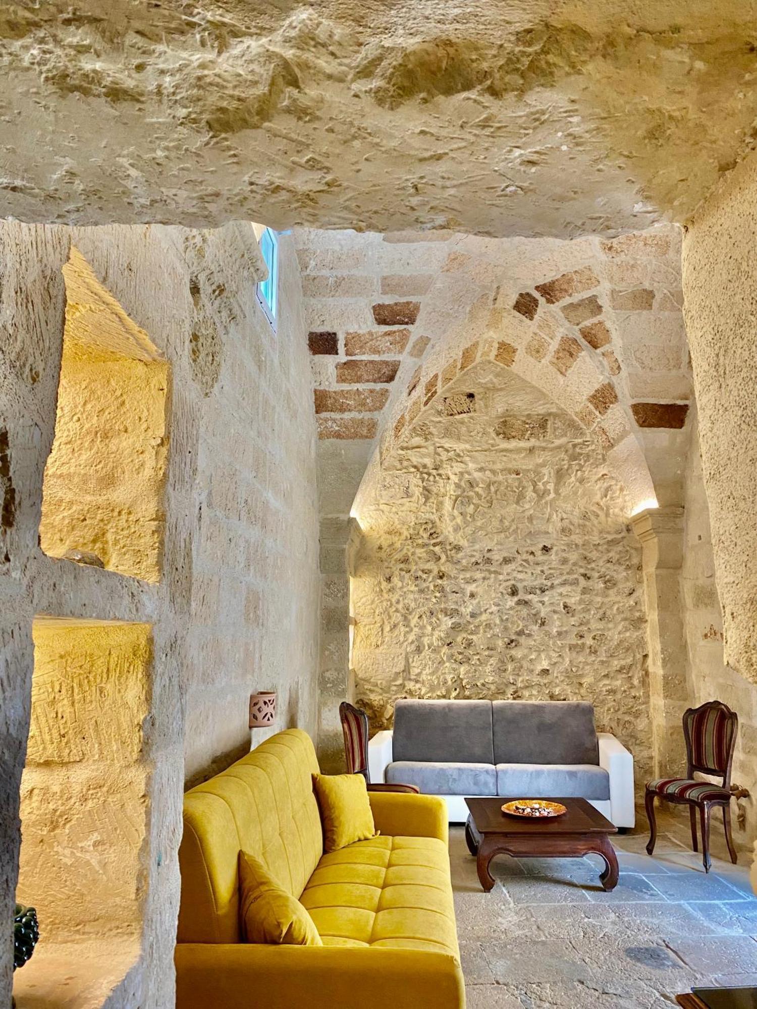 Palazzo Storico Riccardi Rollo Apartment Сан Чезарио ди Лече Екстериор снимка